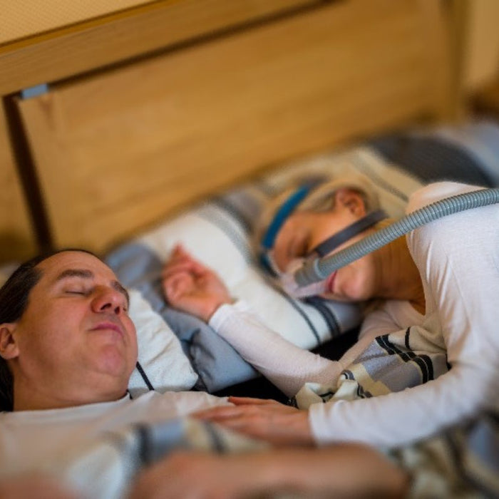 "The Impact of a Good Mattress and Pillow on Sleep Apnea: Improving Sleep Quality